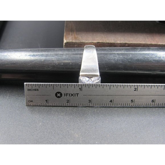 Size 8 Sterling Silver Brilliant Large Cubic Zirconia Gem Band Ring - Picture 7 of 8